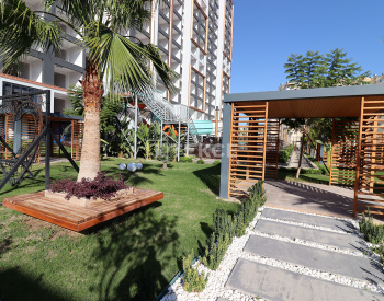 Real Estate in a Complex with Extensive Facilities in Mersin 11