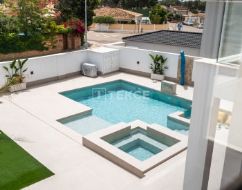 Traumhafte Villa Mit 4 Schlafzimmern, Pool Und Solarium In Orihuela 17