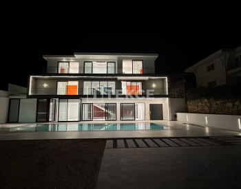Fethiye Ölüdeniz'de Doğanın Kalbinde Modern Zarif Lüks Villa 6