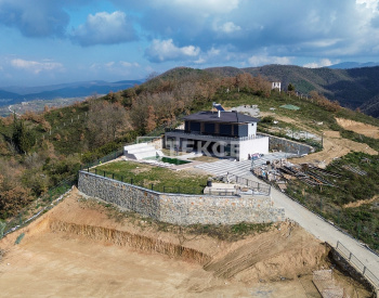 Furnished Detached Villa with Pool and Large Garden in Çamdibi 8