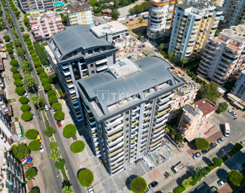 Mahmutlar Barbaros Caddesi'nde Deniz Manzaralı Daireler 8