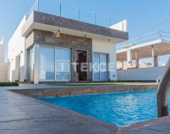 Villas Individuelles De Style Bungalow Avec Vue Sur Le Lac À Orihuela 8