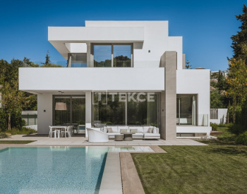 Villas Vues Imprenables Dans Un Quartier Populaire À Estepona 2