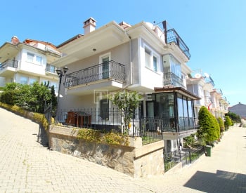 Mudanya Halitpaşa'da Deniz Manzaralı Eşyalı Müstakil Villa 2