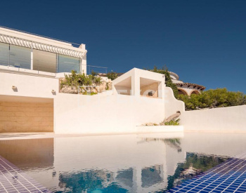 Sea View Villa in a Prime Location of Javea Alicante 3