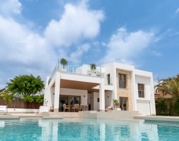 Traumhafte Villa Mit 4 Schlafzimmern, Pool Und Solarium In Orihuela 6