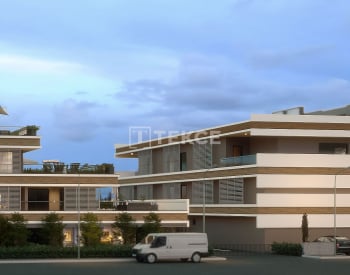 Geschäfte Und Büros An Der Hauptstraße In Antalya Aksu 6
