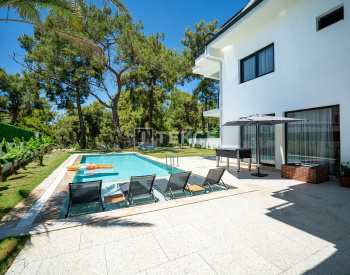 Fethiye Çiftlik'te Müstakil Havuzlu Otoparklı Modern Villalar 7
