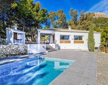 Villa Prête À Emménager Vue Mer Près De La Plage À Calpe 5