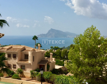Maison Mitoyenne avec Vue Mer À Vendre À Altea Alicante 1