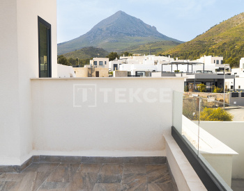 Customizable Villa in Scenic Polop with Sea Views 4