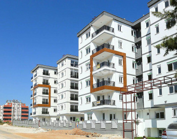 Новые квартиры с балконом и отдельной кухней в Анталии 4