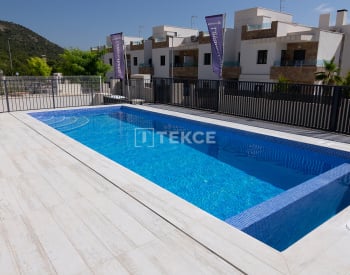 Modernes Einfamilienhaus Mit Pool Und Bergblick In Polop 7
