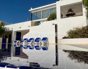Sea View Villa in a Prime Location of Javea Alicante 5