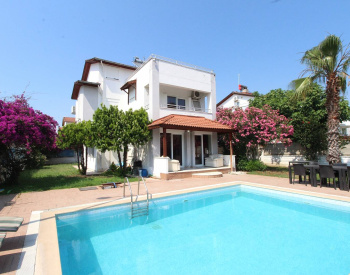 Triplex House with Pool in a Perfect Location in Kadriye