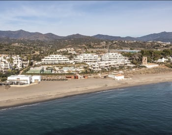 Instapklare Villa Aan Het Strand In Beveiligde Woonwijk In Marbella 1