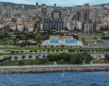 Seafront Apartments in a Complex with Pool and Security in Kartal