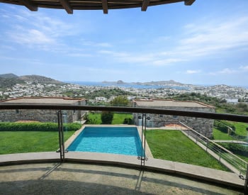 Yalıkavak’ta Marina Manzaralı Natamam Müstakil Villa