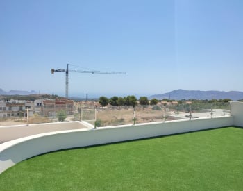 Villas with Pool and Garden in Polop Alicante