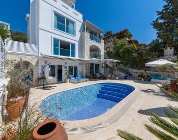 Geräumige Und Moderne Villa Mit Blick Auf Das Meer In Kalkan, Antalya