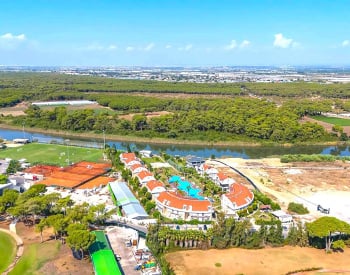 Вилла с 4 спальнями рядом с полями для гольфа в Кадрие, Анталия