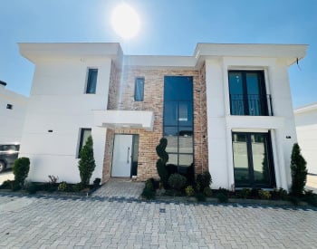 Villas for Sale with Nature Views in a Complex in Tuzla 1