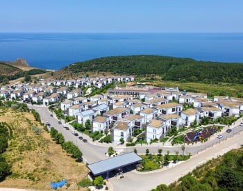 Appartement De 2 Chambres Au Deuxième Étage, Près De La Plage À Yalova