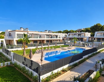 Villas Within Walking Distance of Beach in Mallorca Spain 1