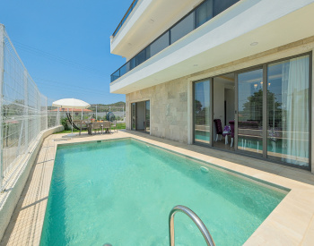 Villa Prête À Emménager, Avec Jardin Et Piscine À Fethiye