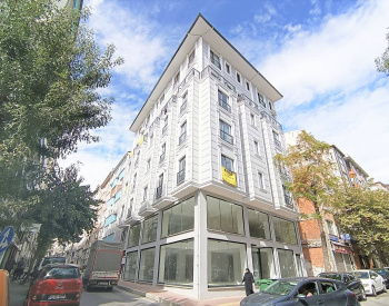 Просторная квартира с 2 балконами в районе Фатих, Стамбул 1