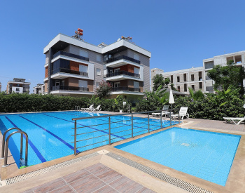 Furnished Apartment in a Complex with Parking in Kepez Antalya
