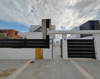 Detached House Near San Juan Beach in Alicante Costa Blanca 1