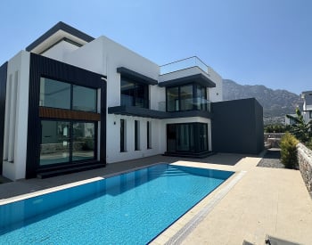 Detached Villas in Advanced Complex in North Cyprus Girne