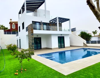 Freistehende Luxus-golfvillen In Ciudad Quesada Costa Blanca 1