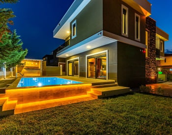 House with Partial Forest View in Döşemealtı Antalya