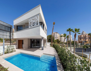 San Juan Alicante'de Deniz Manzaralı Müstakil Geniş Villalar