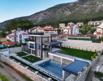 4-schlafzimmer-villa Mit Reicher Ausstattung In Muğla Fethiye