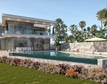 Luxury Villas with Infinity Pools and Spacious Areas in Marbella