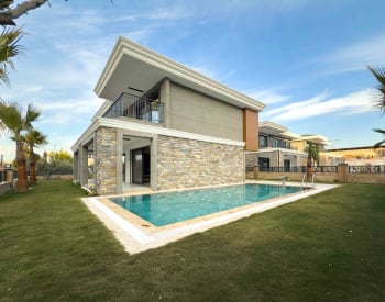 Brand-new Villas with Pool Surrounded by Nature in Kuşadası 1