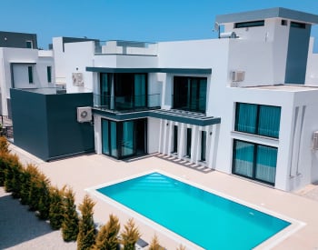 Detached Villas in Advanced Complex in North Cyprus Girne