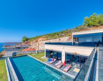 Villa Au Design Exclusif Vue Sur Mer Et Nature À Alanya