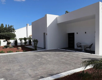 Detached Single Level Luxury Villa in Santa Clara Altea