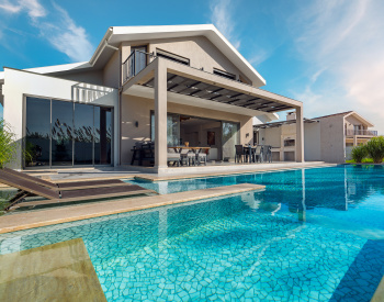 Villa Avec Piscine Privée Et Jacuzzi Près De La Plage À Fethiye