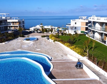 Apartments with Unblocked Sea and Mountain Views in Girne 1