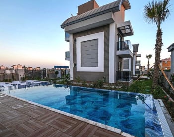 Detached Villas with Pool Close to Golf Courses in Antalya 1