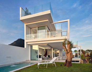 Fairly Priced High Quality Villas in Marbella's Prime Area 1