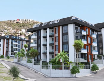 Alanya'da Havuzlu Sitede Şehir Manzaralı Satılık Daireler