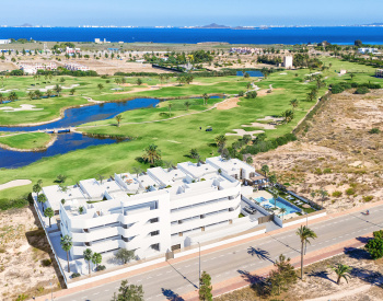 Appartements Élégants Dans Un Complexe De Golf À Los Alcázares.