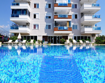 آپارتمان در مجتمعی با استخر در 750 متری ساحل در محمودلار آلانیا