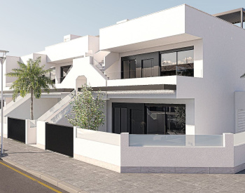 Properties with Private Pools Near the Beach in San Pedro